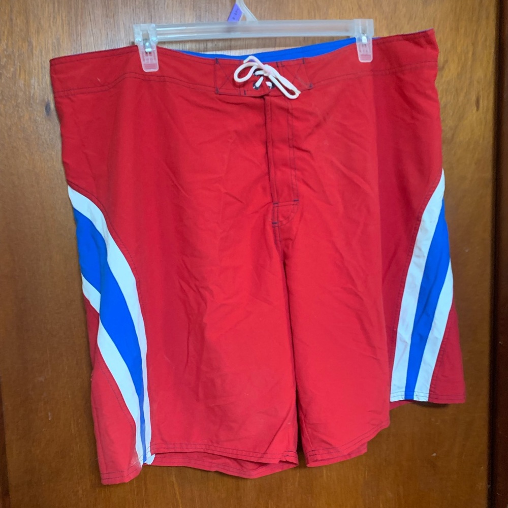 NWT 2X mens red blue swim shorts